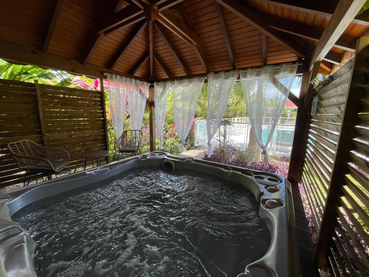 Hotel & Villa Le Cocotel Saint-Francois  Exterior photo