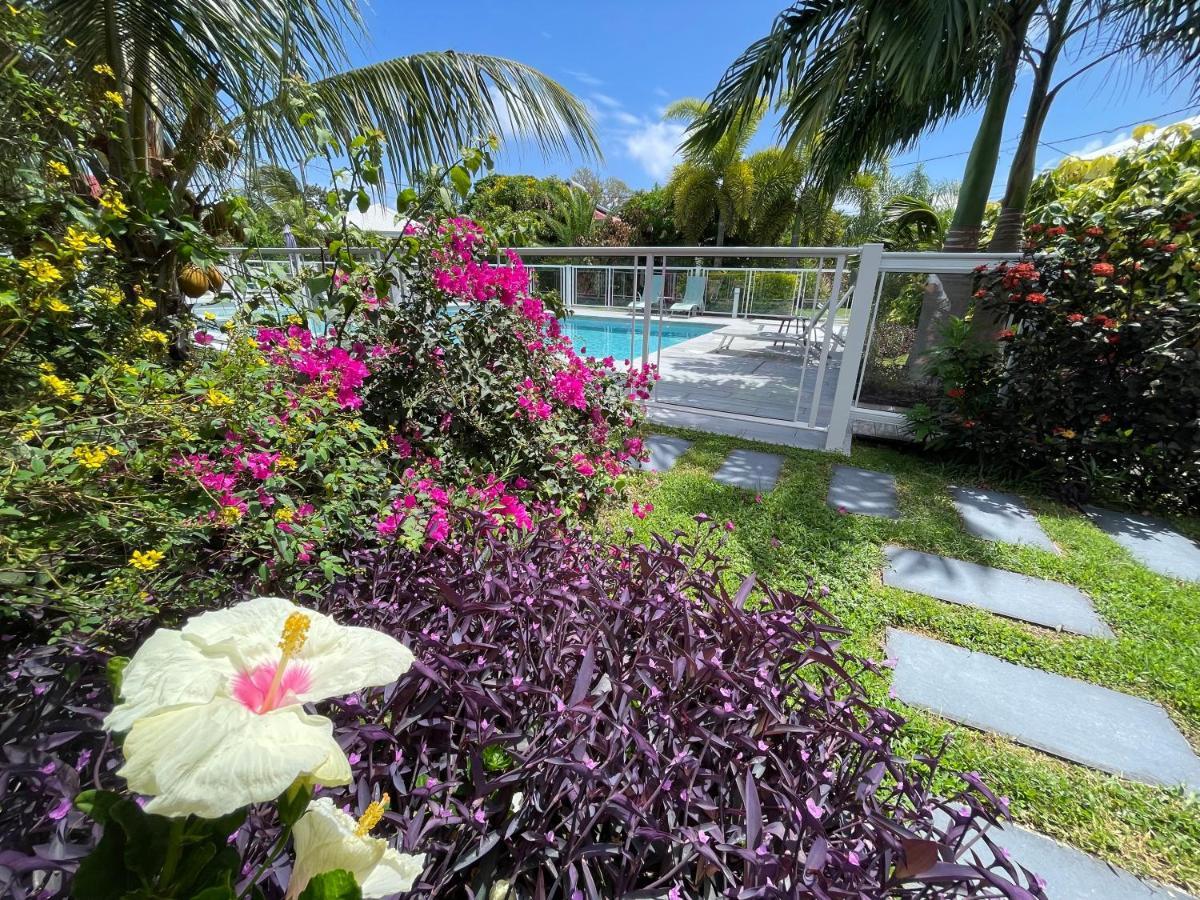 Hotel & Villa Le Cocotel Saint-Francois  Exterior photo